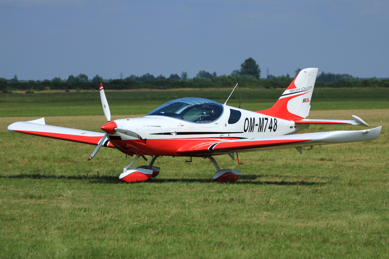 OM-M748 · Czech Sport SportCruiser · (EPST)