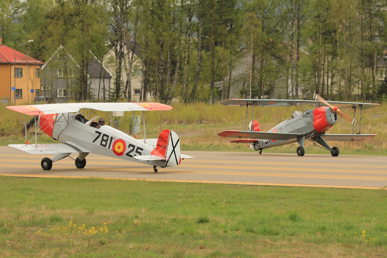 LN-ESS · CASA 1-131E Jungmann · (ENKJ)