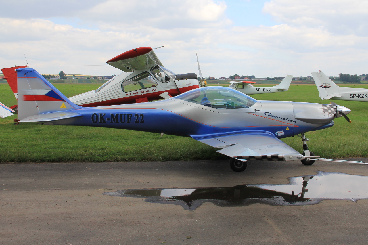 OK-MUF22 · Dallach D4 Fascination F100 · (EPKP)