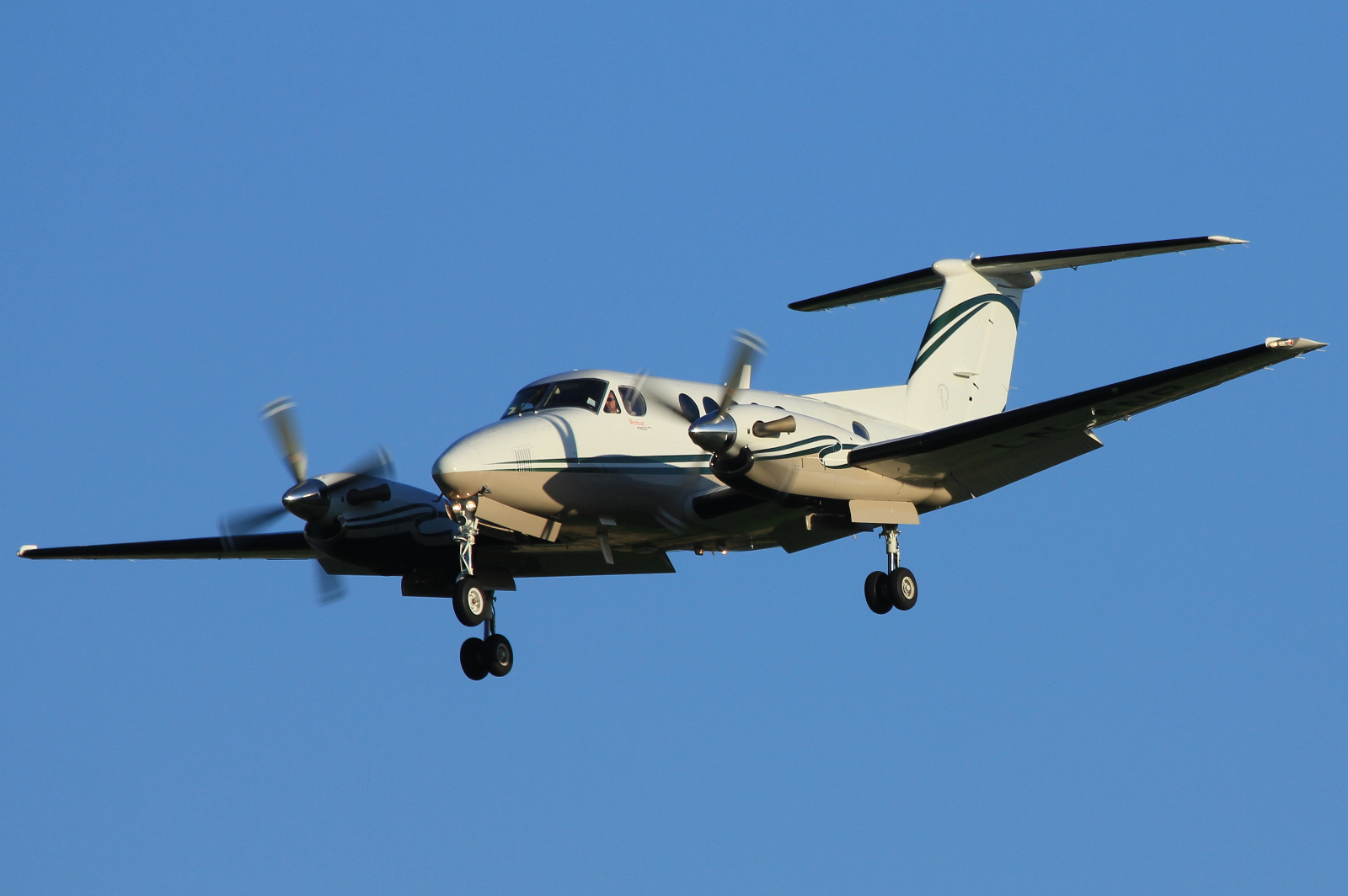 LN-ANP · Beechcraft B200 King Air · (SVG / ENZV)