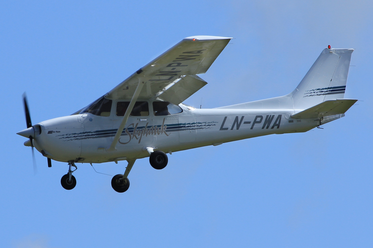 LN-PWA · Cessna 172R Skyhawk · (SVG / ENZV)