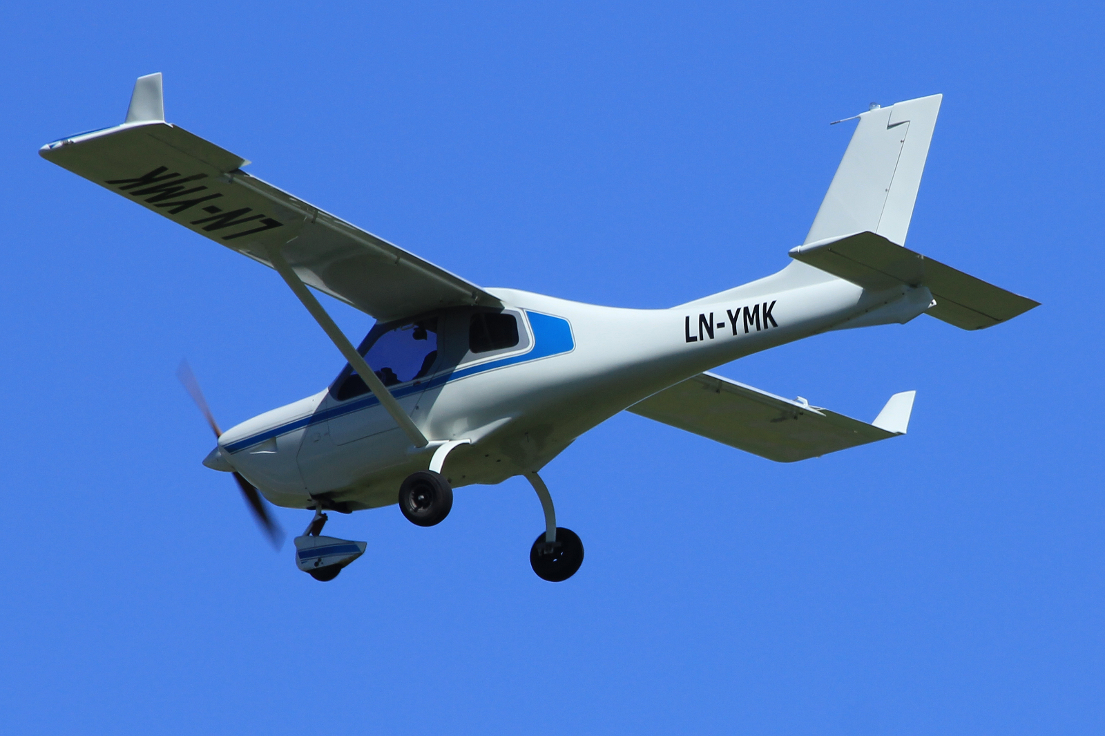 LN-YMK · Jabiru J-170 · (SVG / ENZV)
