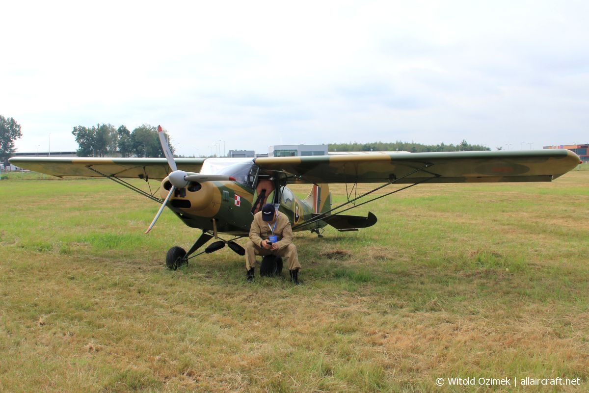 OK-PUD01 · Let-Mont TUL-09 Tulak · (EPML)