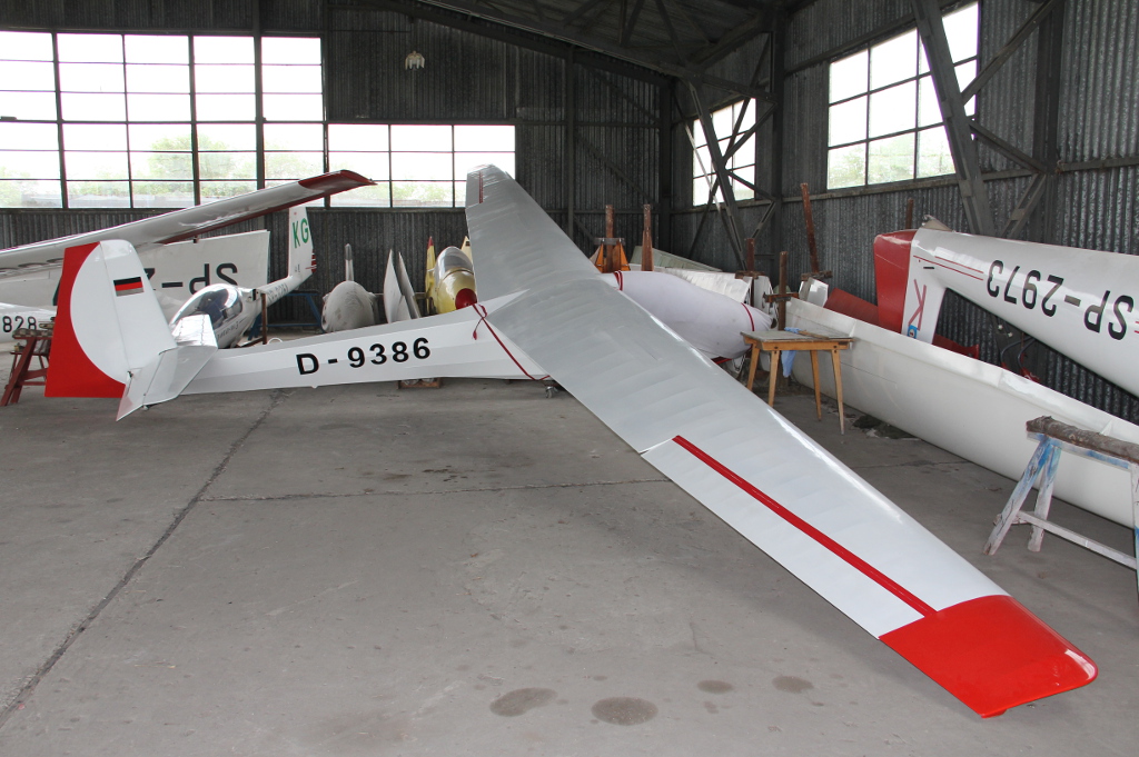 D-9386 · Schleicher K.8B · (EPST)