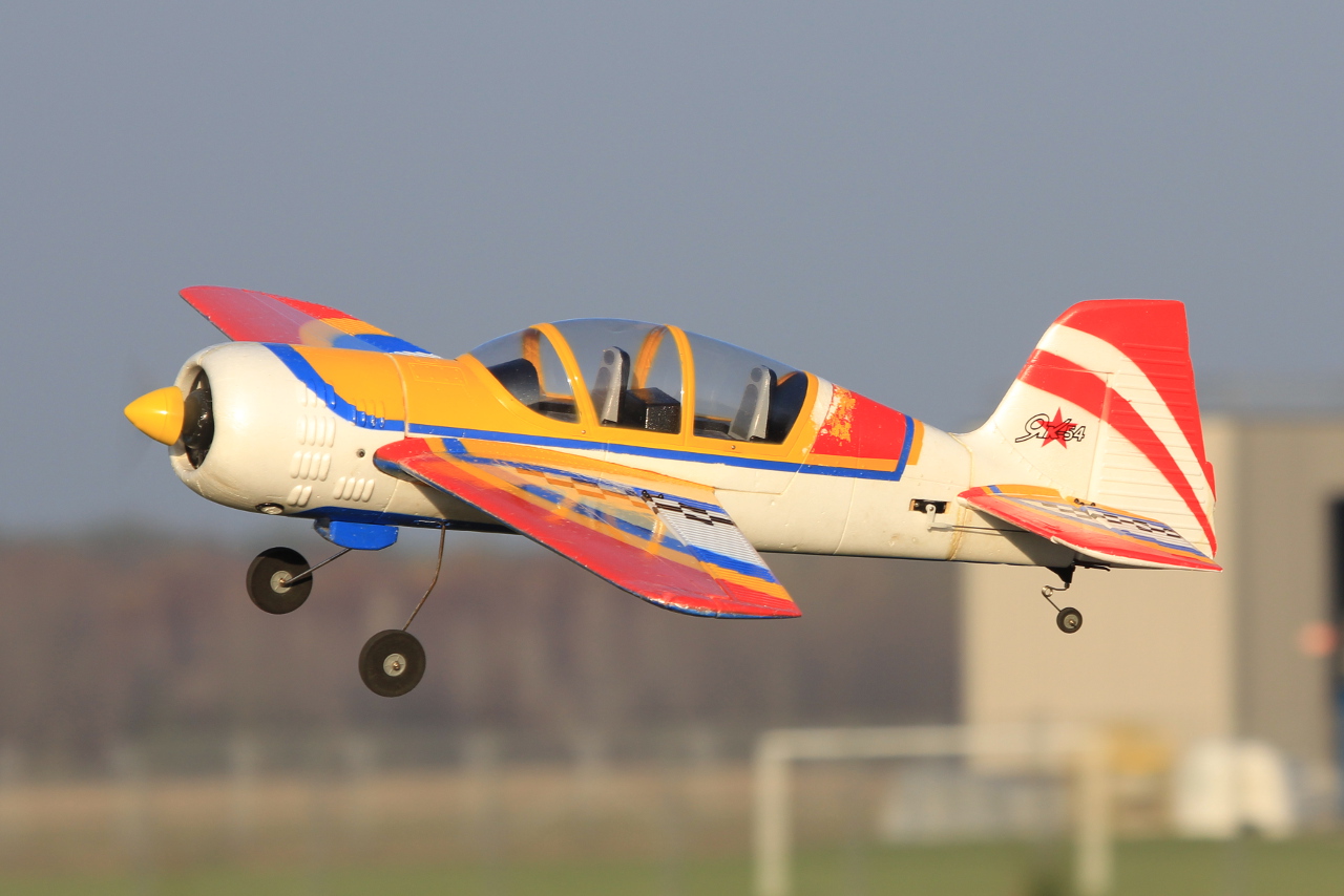 - · Jak 54 Aeromodel · (EPML)