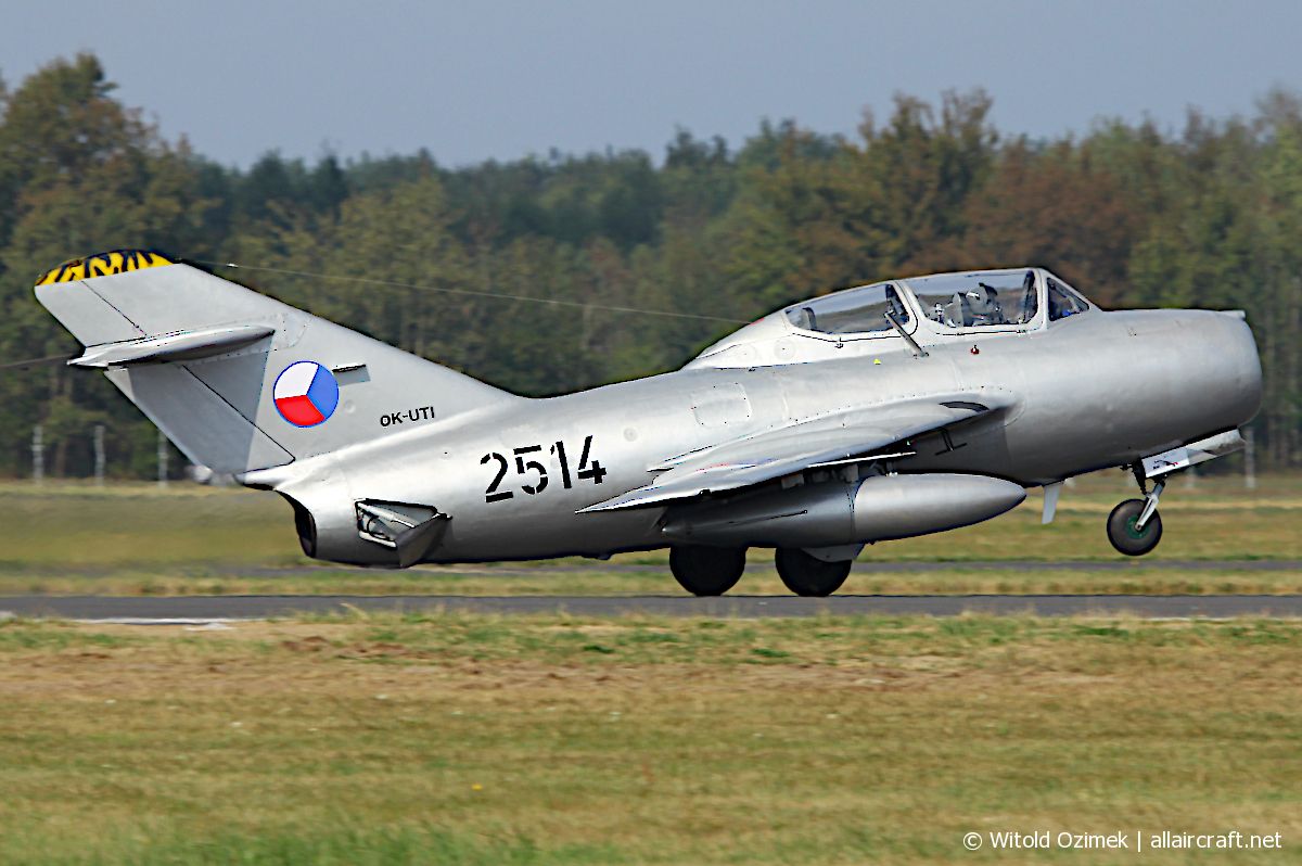 OK-UTI · Mikoyan-Gurevich MiG-15UTI Midget · (EPML)