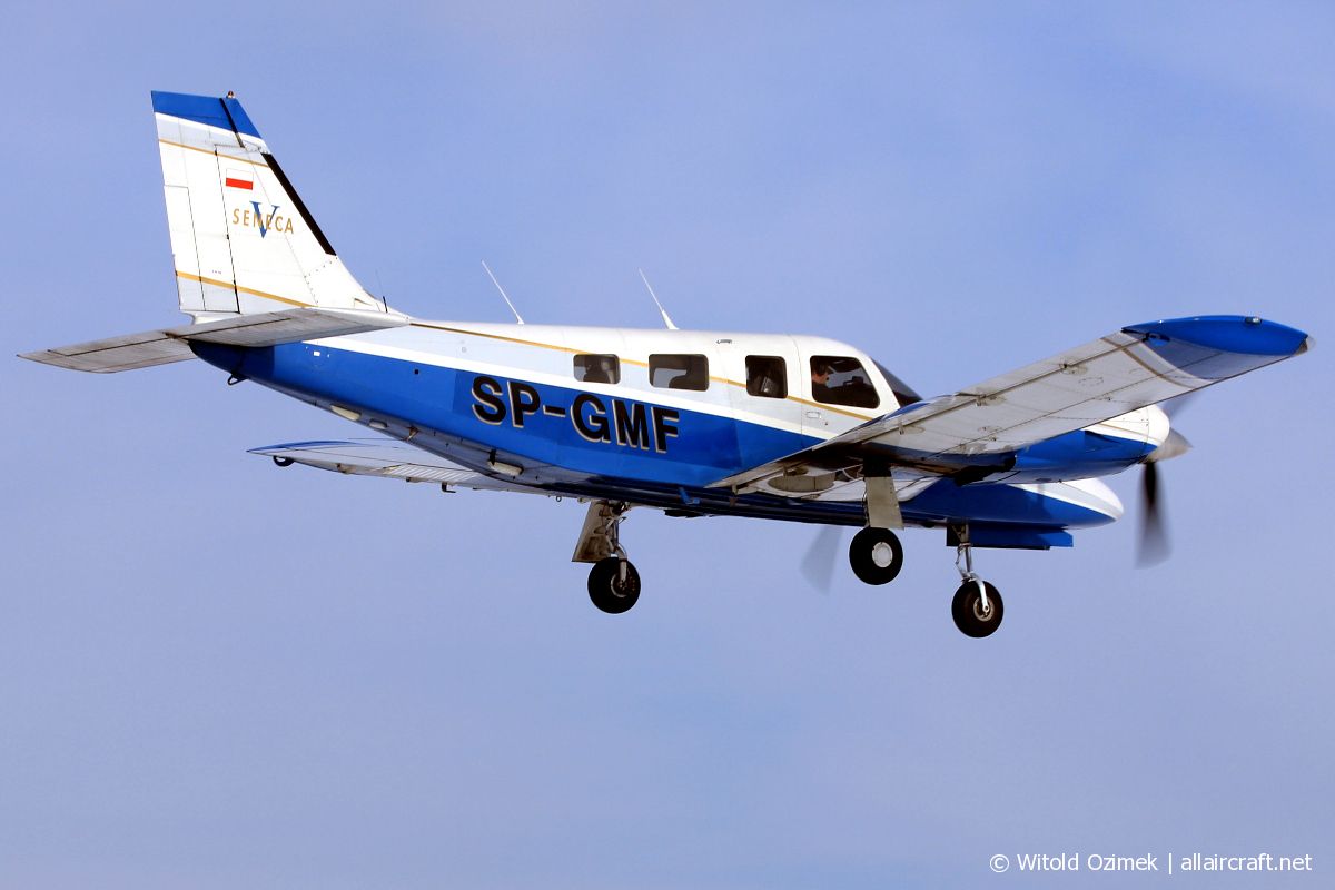 SP-GMF · Piper PA-34-220T Seneca V · (EPML)