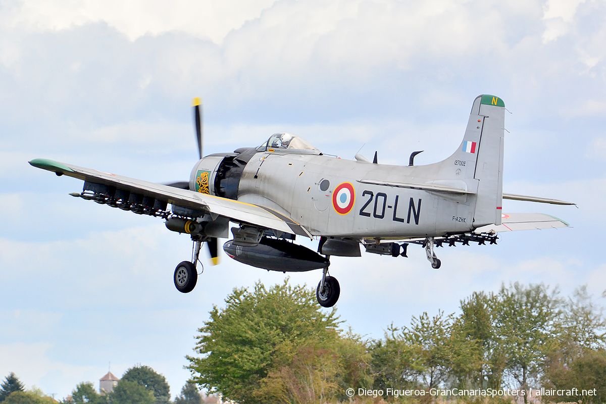 F-AZHK · Douglas AD-4N Skyraider · (LFPM)