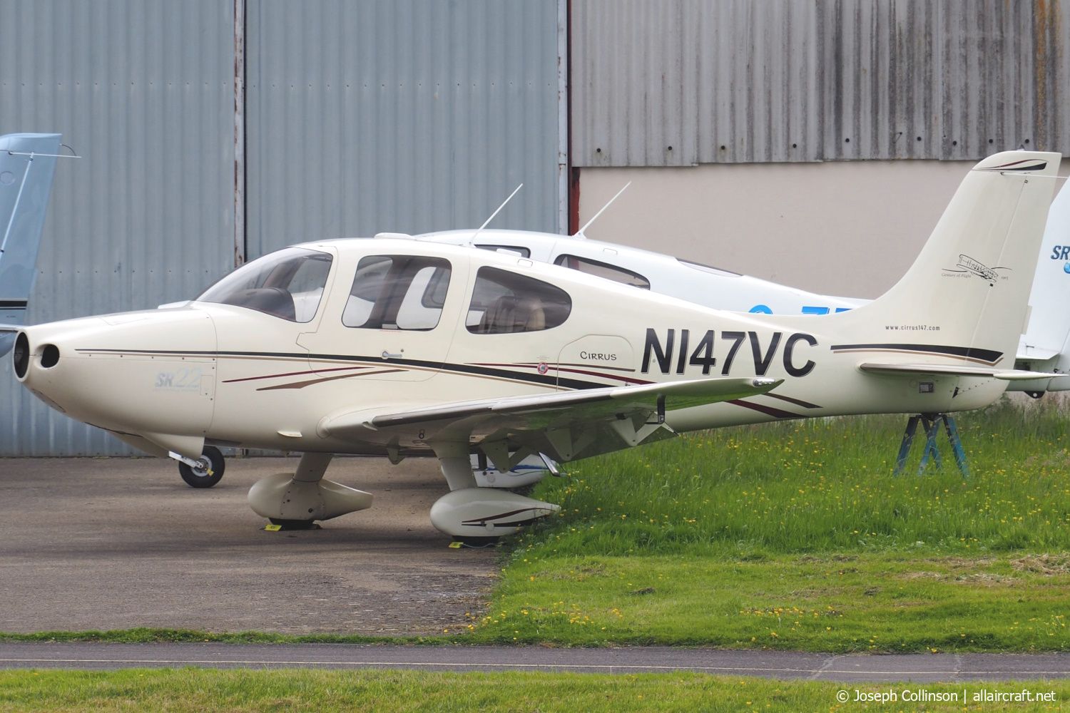 N147VC · Cirrus SR22 · (GLO / EGBJ)
