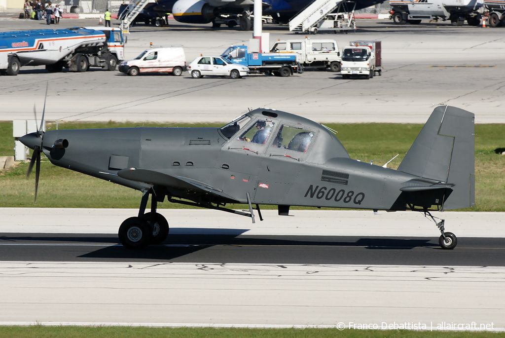 N6008Q · Air Tractor AT-802 · (MLA / LMML)