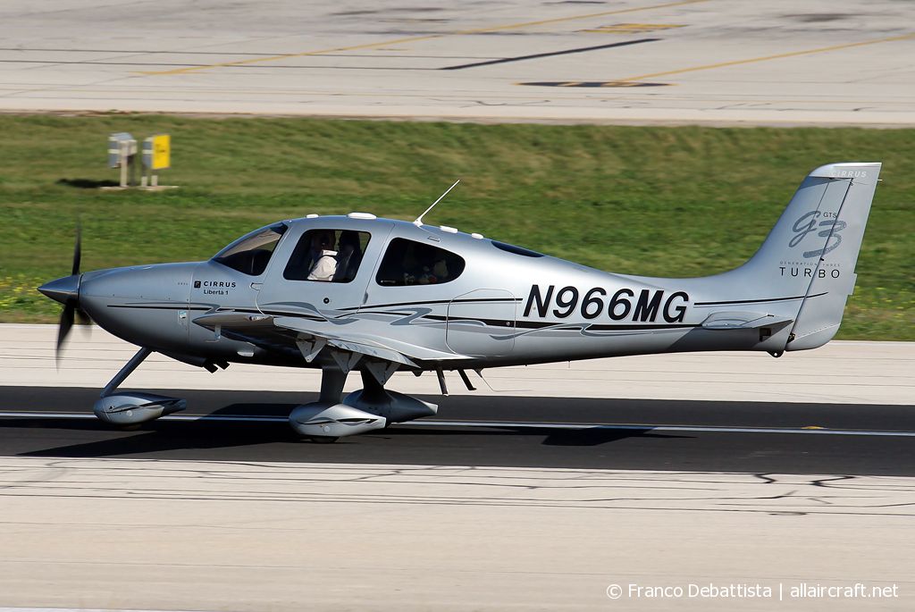 N966MG · Cirrus SR22 G3 GTS · (MLA / LMML)