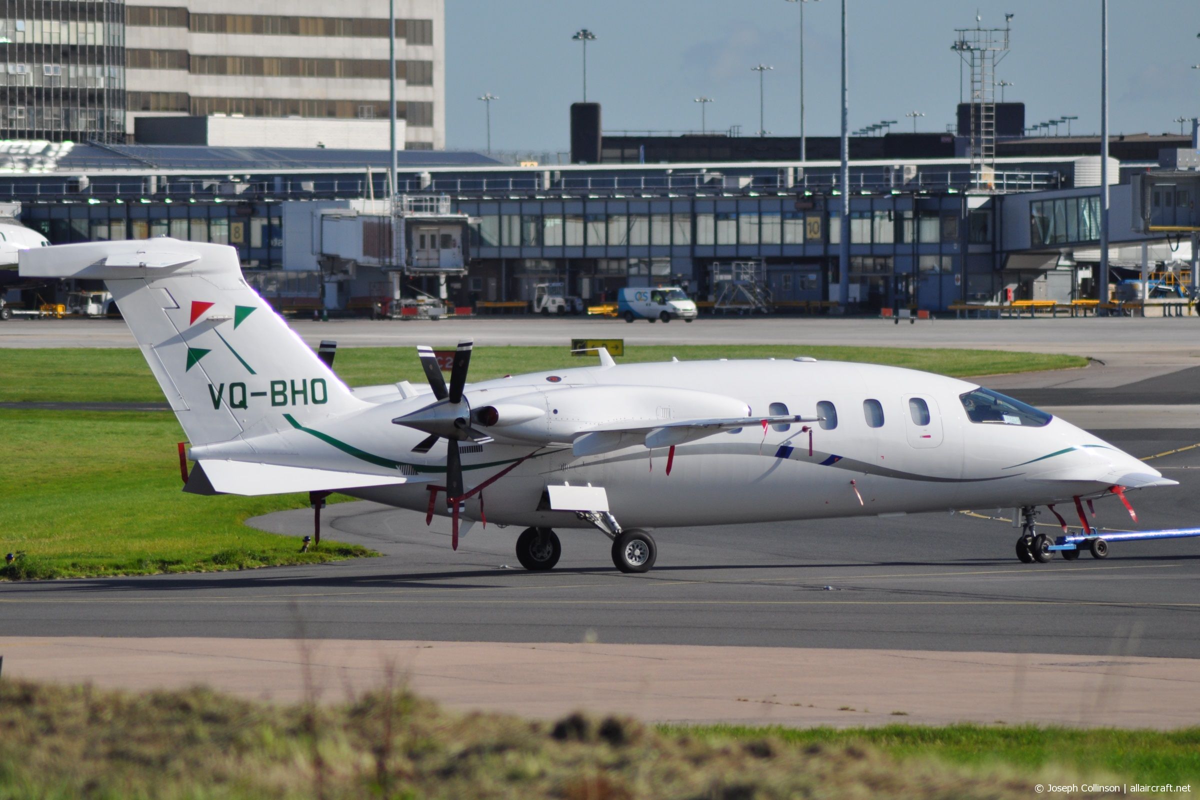 VQ-BHO · Piaggio P-180 Avanti · (MAN / EGCC)