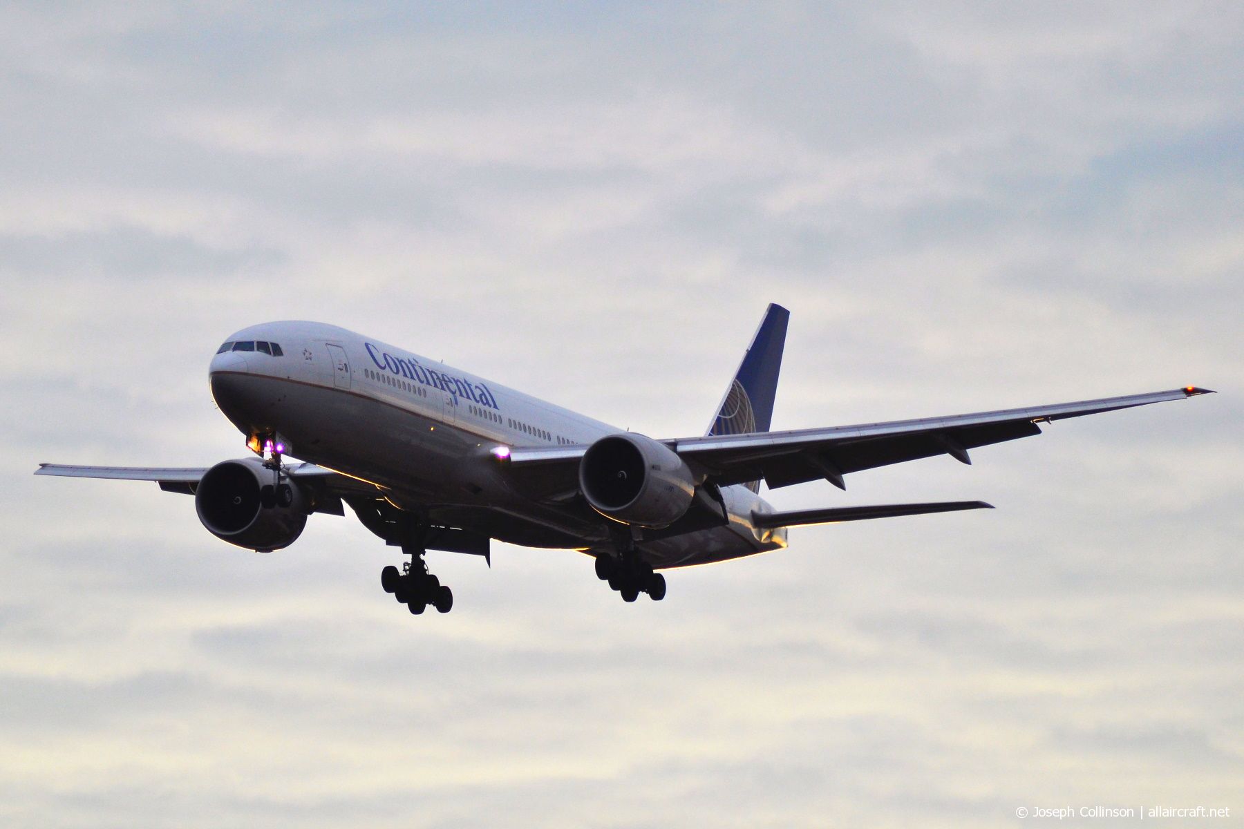 N27015 · Boeing 777-224/ER · (LHR / EGLL)