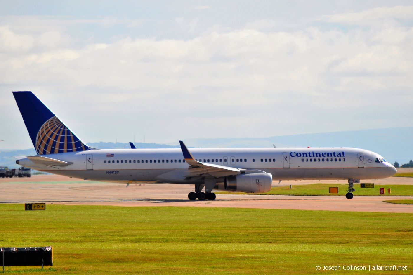 N48127 · Boeing 757-224(WL) · (MAN / EGCC)