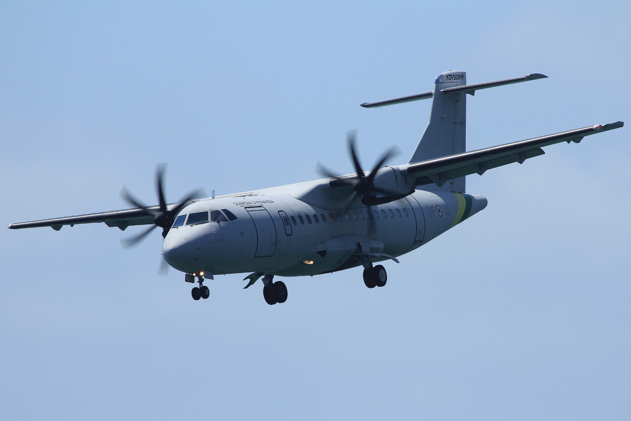MM62251 · ATR-42-500MP Surveyor · -