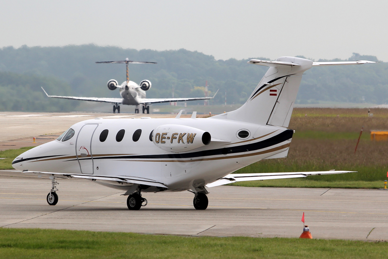 OE-FKW · Raytheon 390 Premier I · (GVA / LSGG)