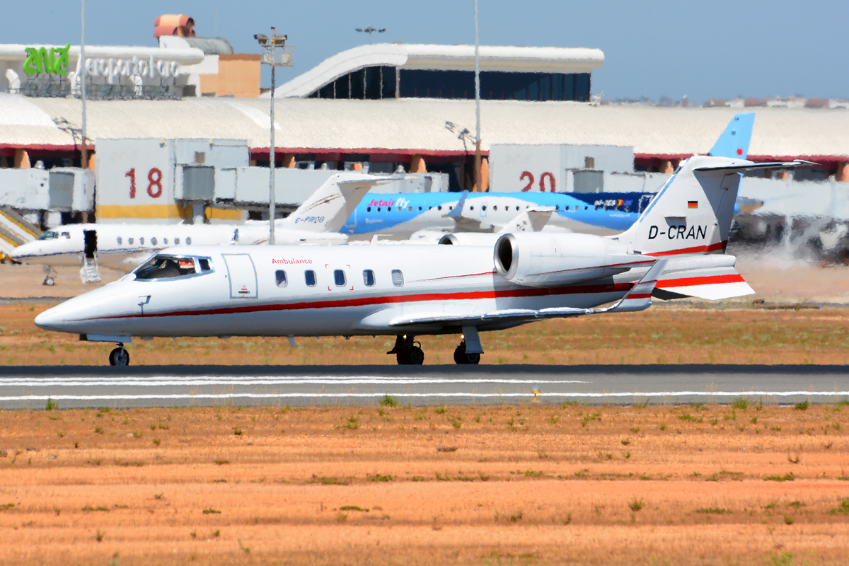 D-CRAN · Bombardier Learjet 60 · (FAO / LPFR)