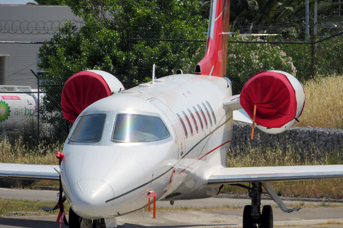 N77CJ · Bombardier Learjet 40 · (LPCS)