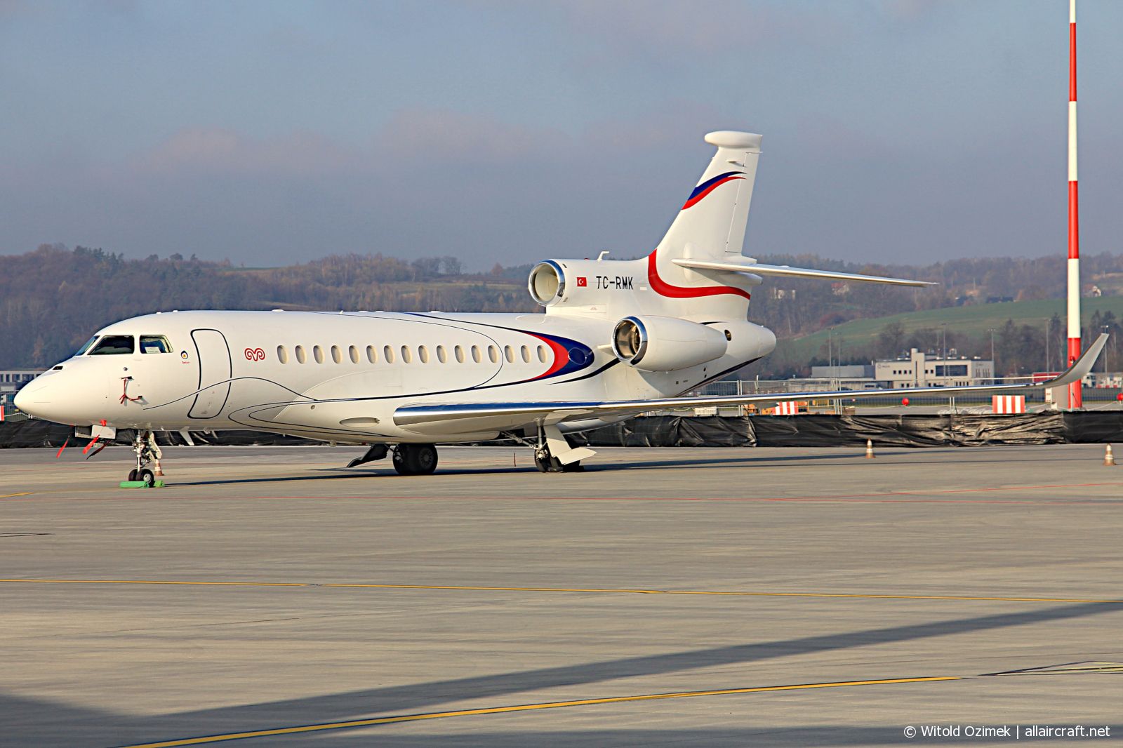 TC-RMK · Dassault Falcon 8X · (KRK / EPKK)