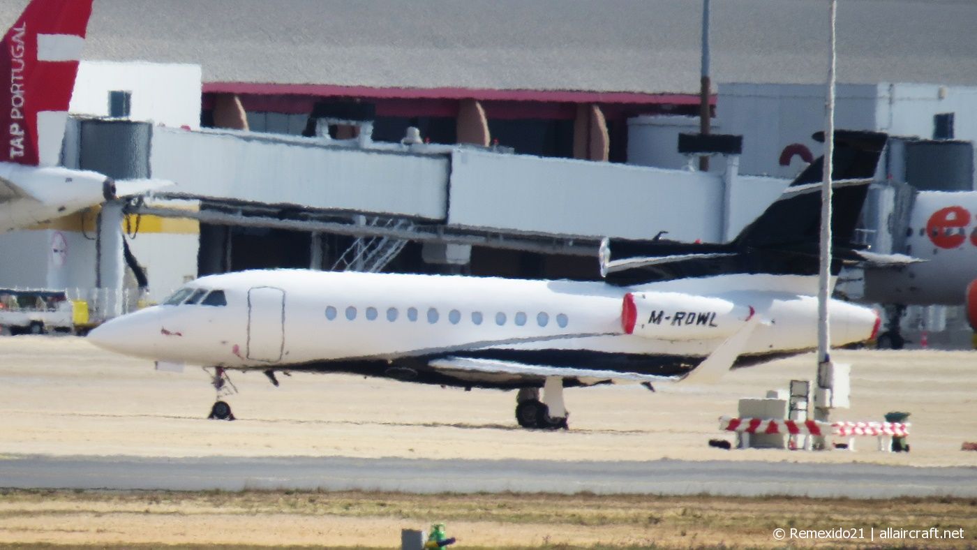 M-ROWL · Dassault Falcon 900EX · (FAO / LPFR)