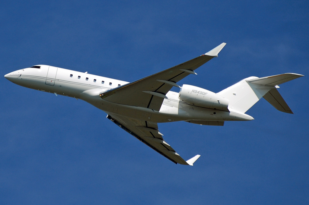 N343DF · Bombardier BD-700-1A11 Global 5000 · (CPH / EKCH)