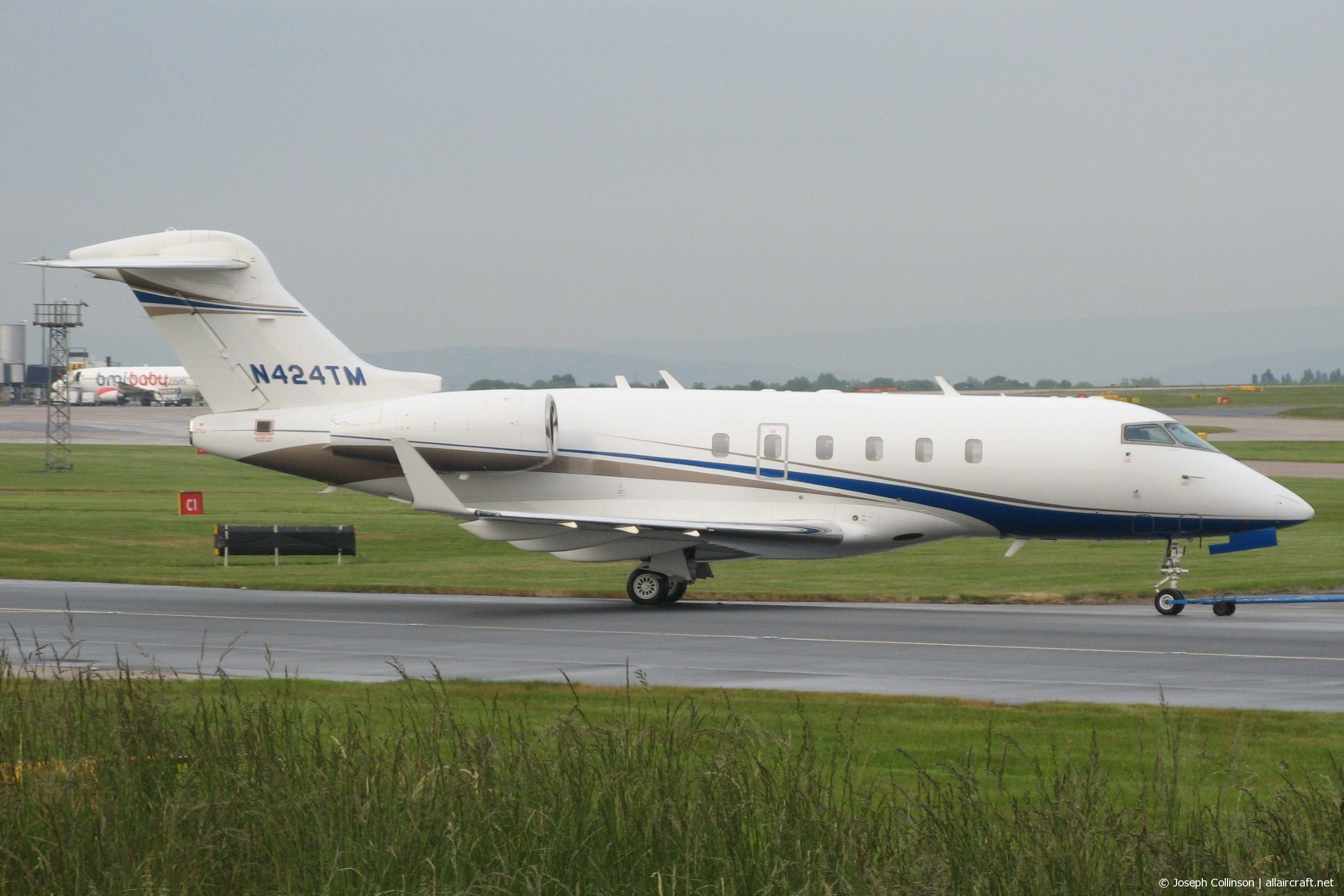 N424TM · Bombardier BD-100-1A10 Challenger 300 · (MAN / EGCC)