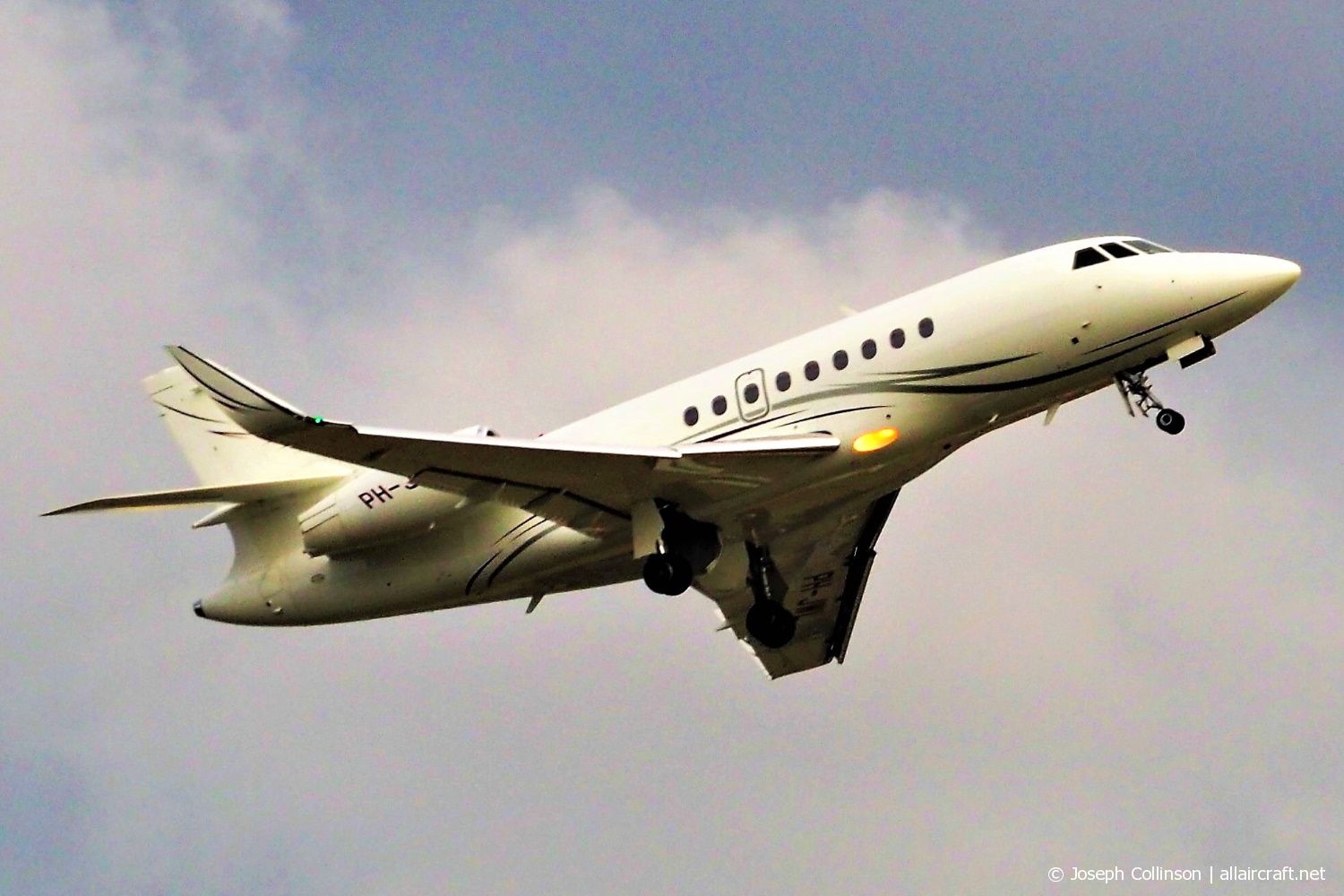 PH-JWL · Dassault Falcon 2000 LX · (LCY / EGLC)