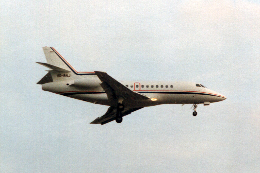 VR-BNJ · Dassault Falcon 900B · (LHR / EGLL)
