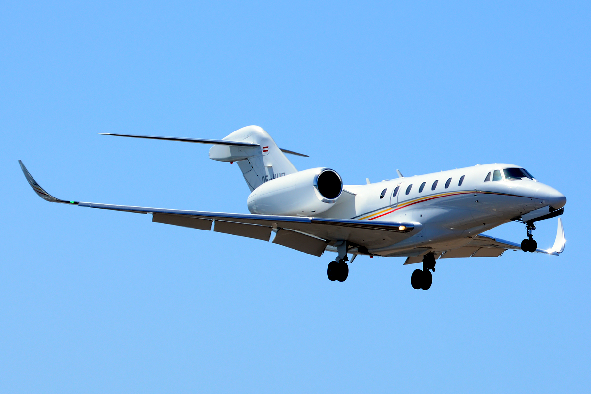 OE-HUB · Cessna 750 Citation X · (ACE / GCRR)