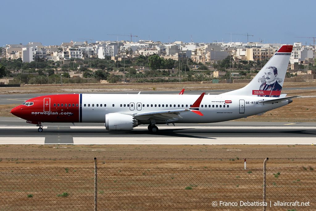 SE-RTG · Boeing 737-8 MAX · (MLA / LMML)