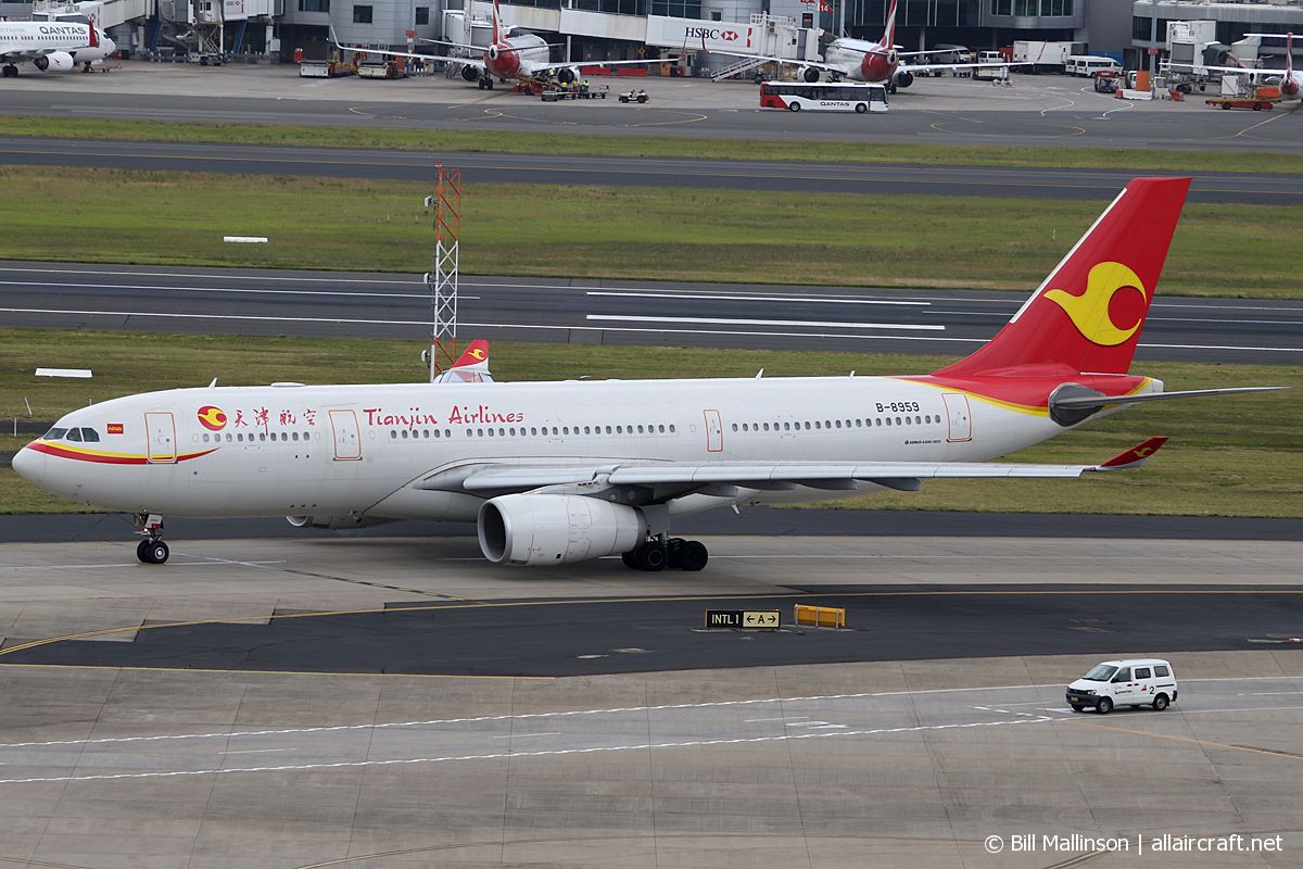 B-8959 · Airbus A330-243 · (SYD / YSSY)