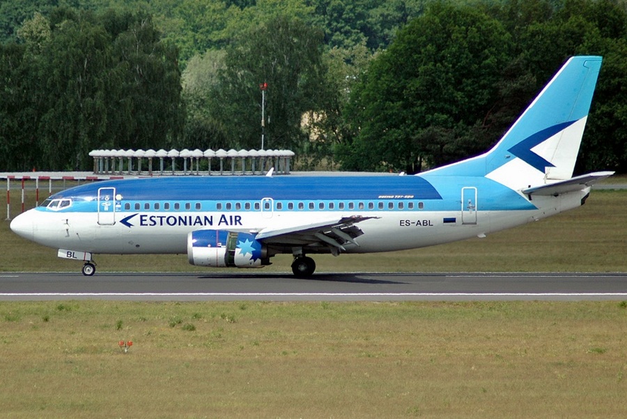 ES-ABL · Boeing 737-5L9 · (TXL / EDDT)