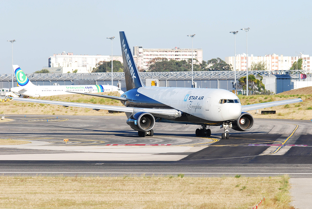 OY-SRI · Boeing 767-25E(BDSF) · (LIS / LPPT)