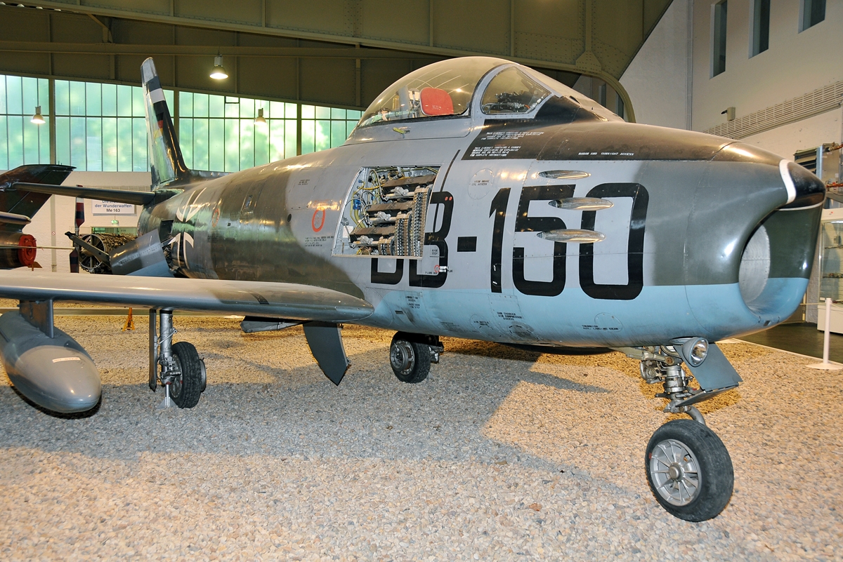 BB-150 · Canadair CL-13A Sabre 5 · (GWW / EDUG)