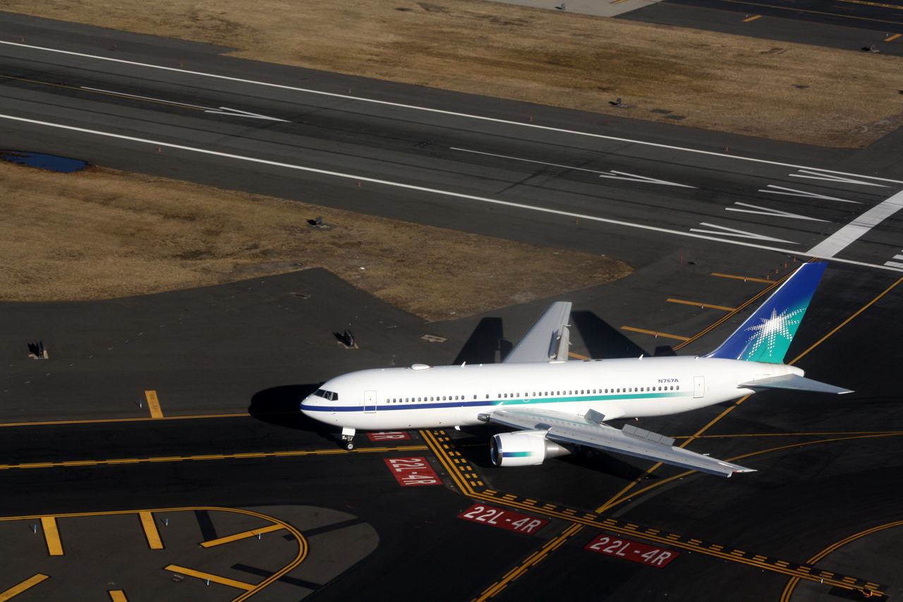 N767A · Boeing 767-2AX/ER · (EWR / KEWR)