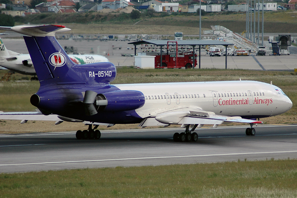 RA-85140 · Tupolev Tu-154M · (LIS / LPPT)