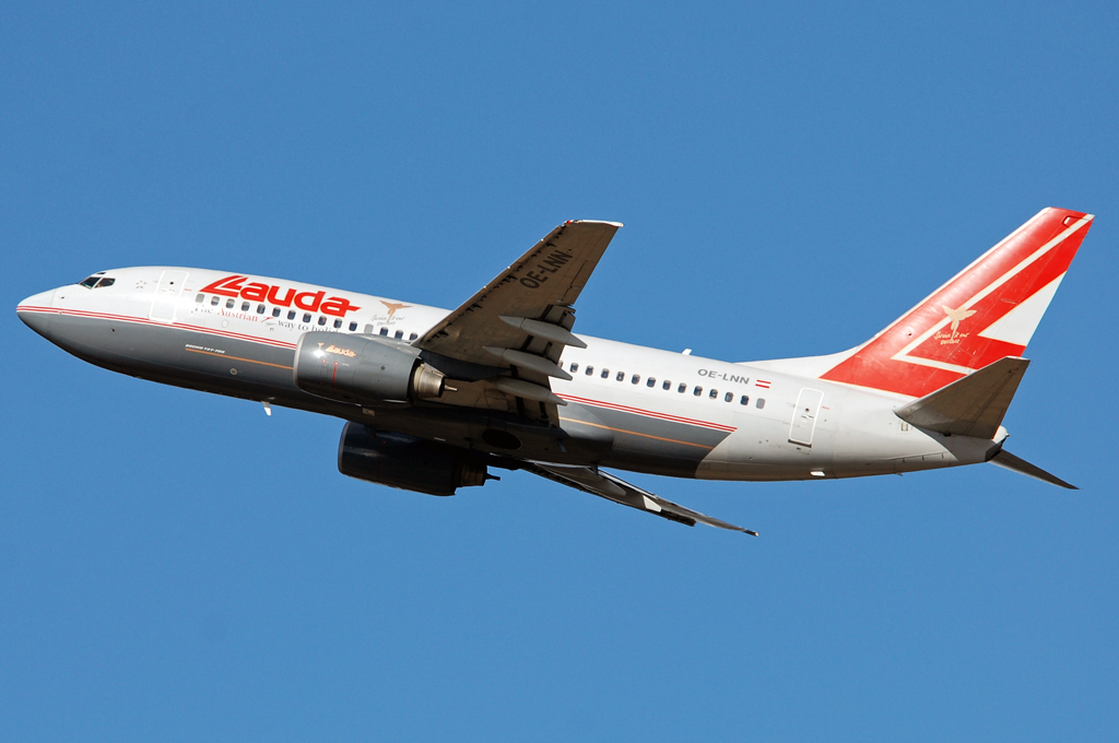 OE-LNN · Boeing 737-7Z9 · (CPH / EKCH)