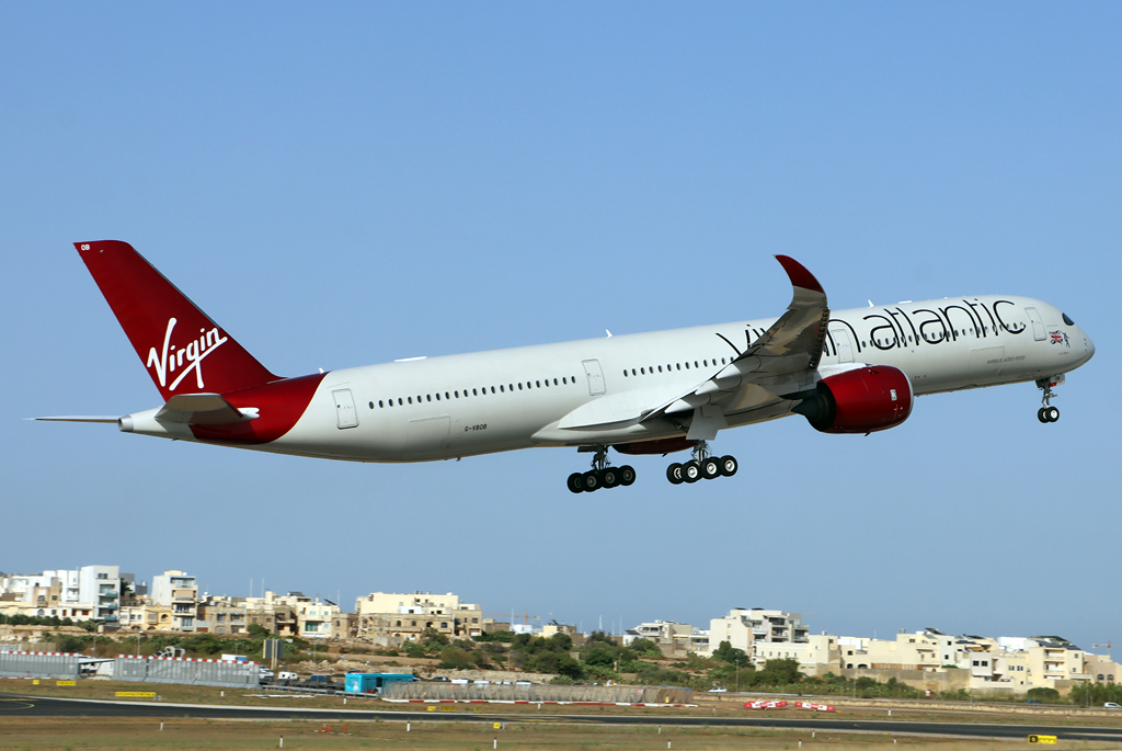 G-VBOB · Airbus A350-1041 · MLA / LMML