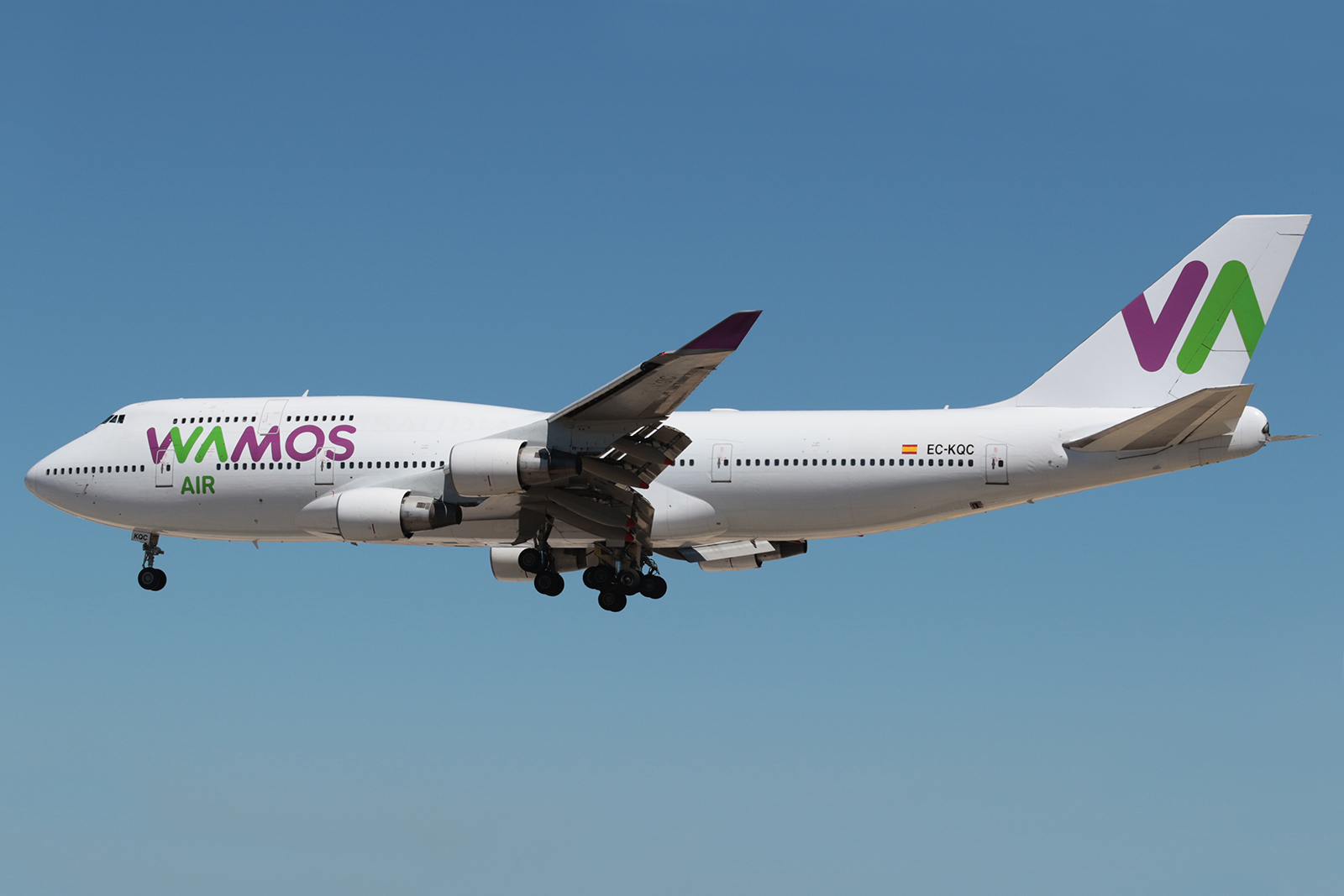 EC-KQC · Boeing 747-412 · (LIS / LPPT)