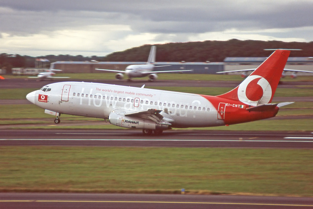 EI-CNT · Boeing 737-230/Adv · (PIK / EGPK)