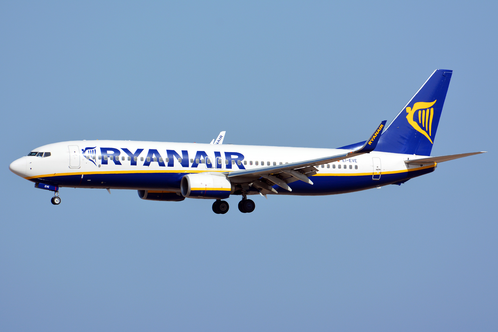 EI-EVE · Boeing 737-8AS(WL) · (LPA / GCLP)