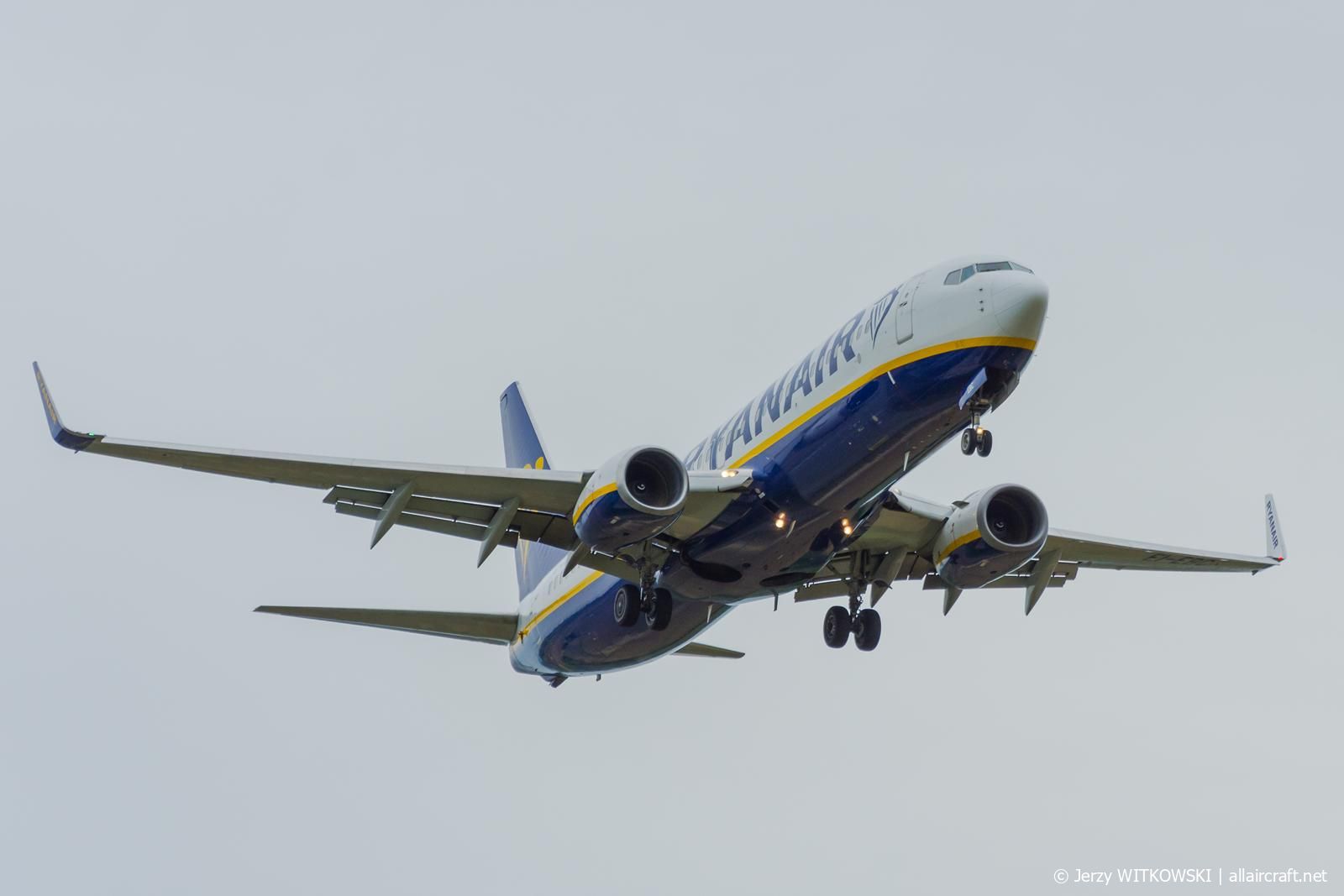 EI-DPP · Boeing 737-8AS(WL) · (RZE / EPRZ)