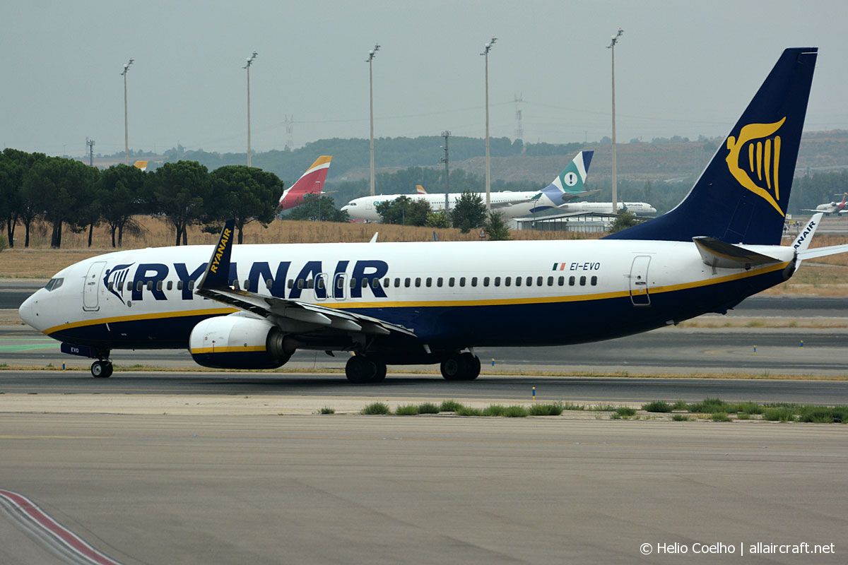 EI-EVO · Boeing 737-8AS(WL) · (MAD / LEMD)