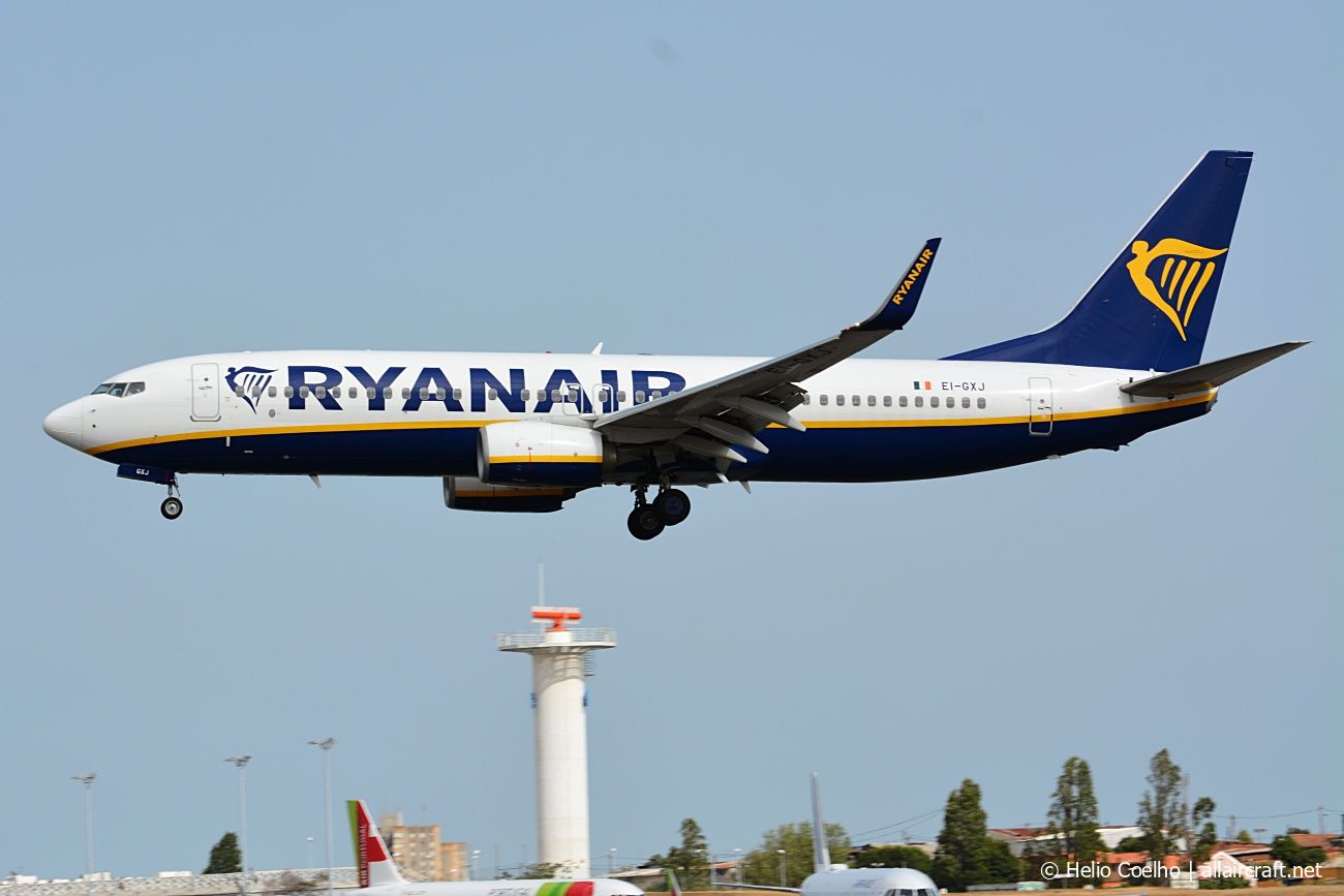 EI-GXJ · Boeing 737-8AS(WL) · (LIS / LPPT)