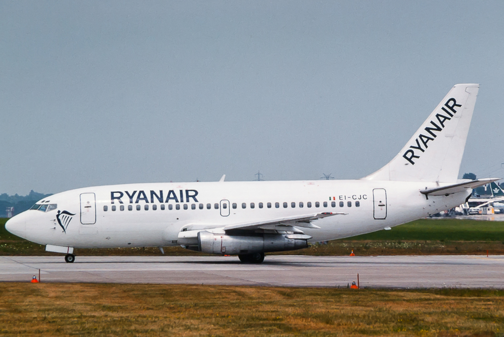 EI-CJC · Boeing 737-204 · (GVA / LSGG)