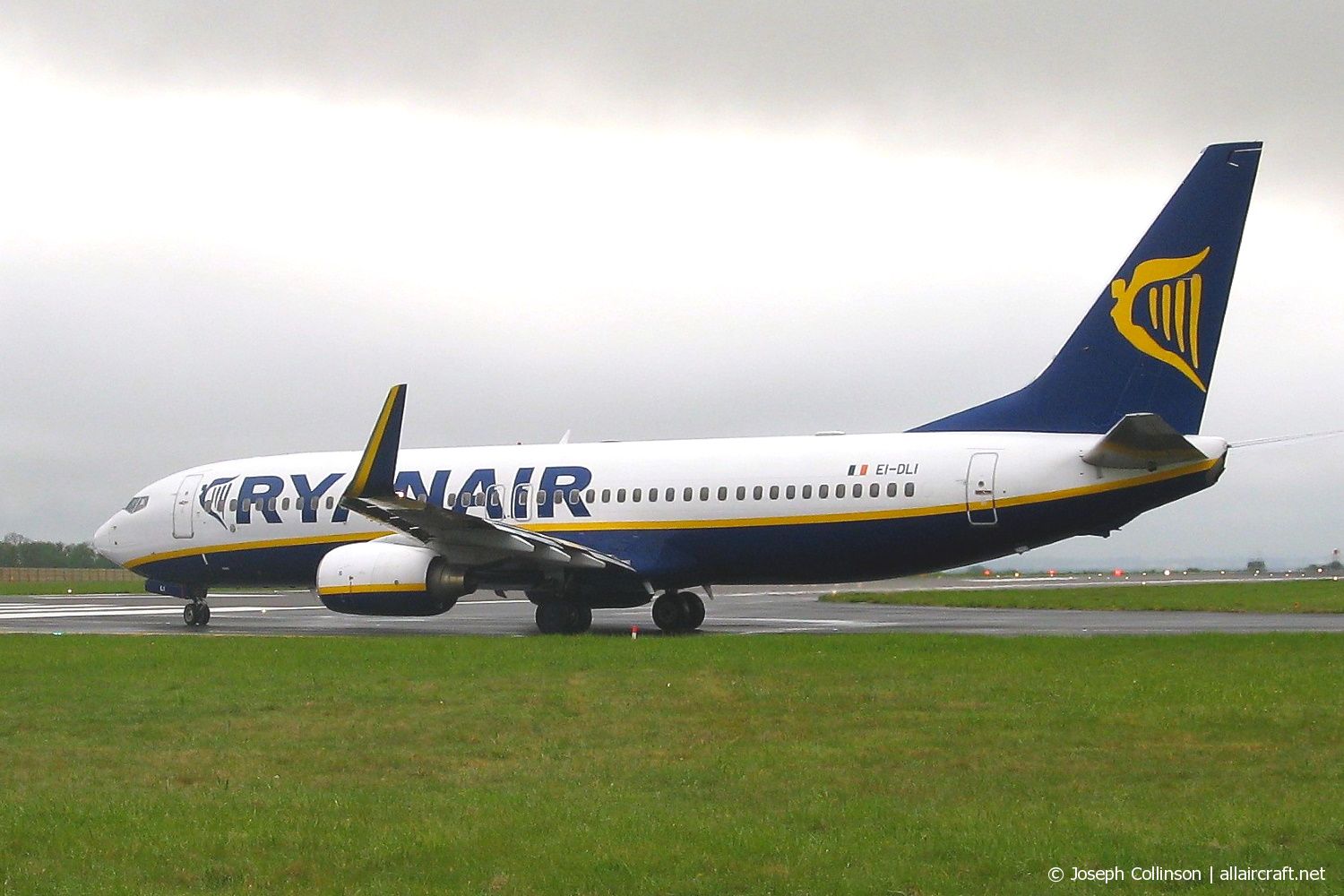 EI-DLI · Boeing 737-8AS(WL) · (LPL / EGGP)