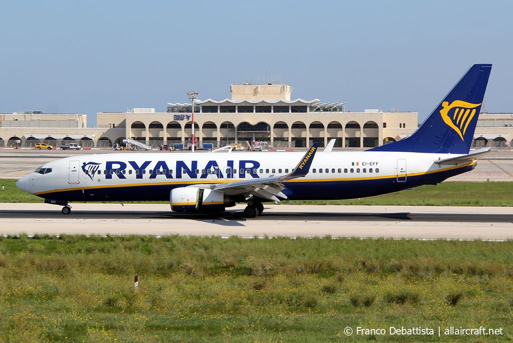 EI-EFF · Boeing 737-8AS(WL) · (MLA / LMML)