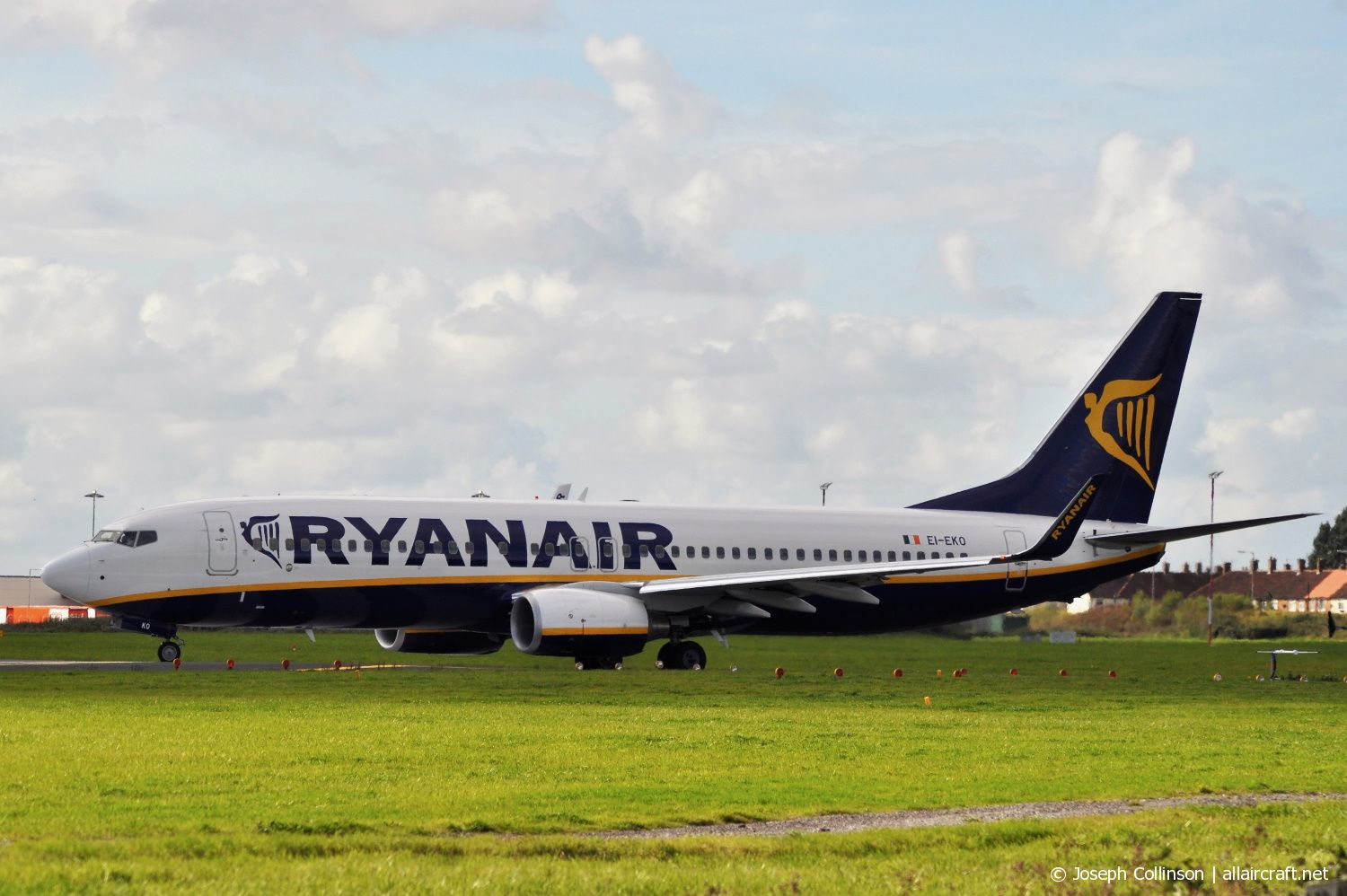 EI-EKO · Boeing 737-8AS(WL) · (LPL / EGGP)