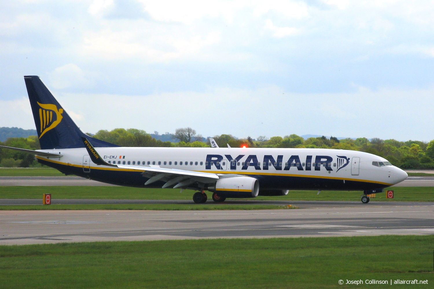 EI-EMJ · Boeing 737-8AS(WL) · (MAN / EGCC)