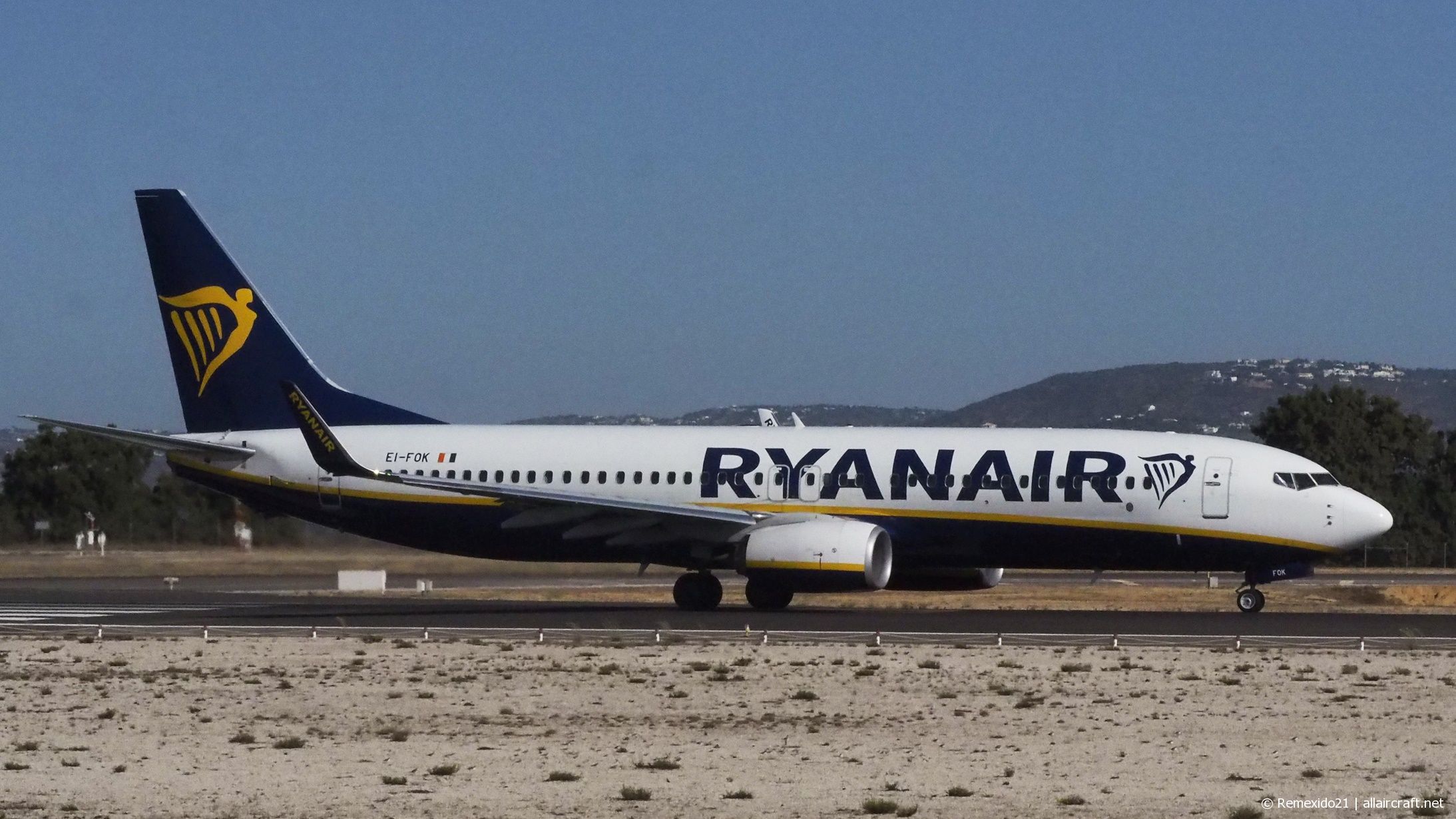 EI-FOK · Boeing 737-8AS(WL) · (FAO / LPFR)
